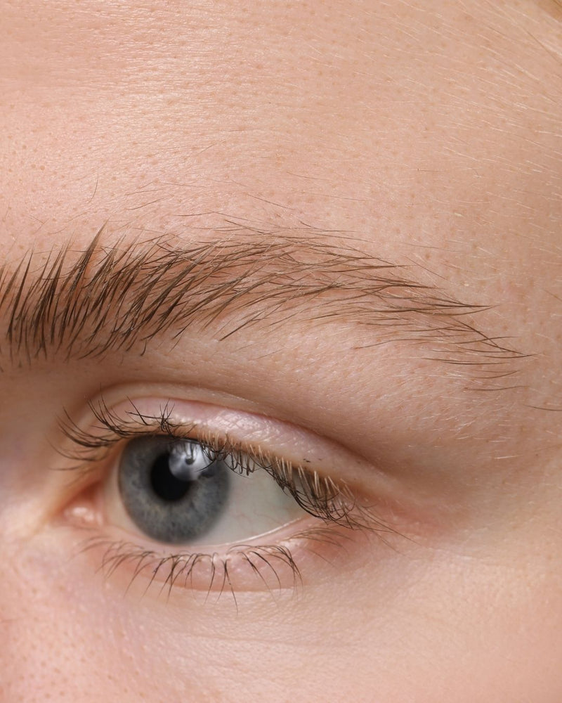 How to Apply Brow Serum for the Best Results (And the Mistakes to Avoid)