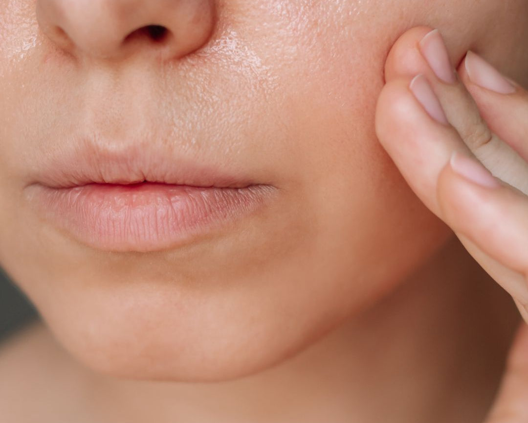 How to Repair Your Skin Barrier Naturally: Dermatologist-Backed Tips