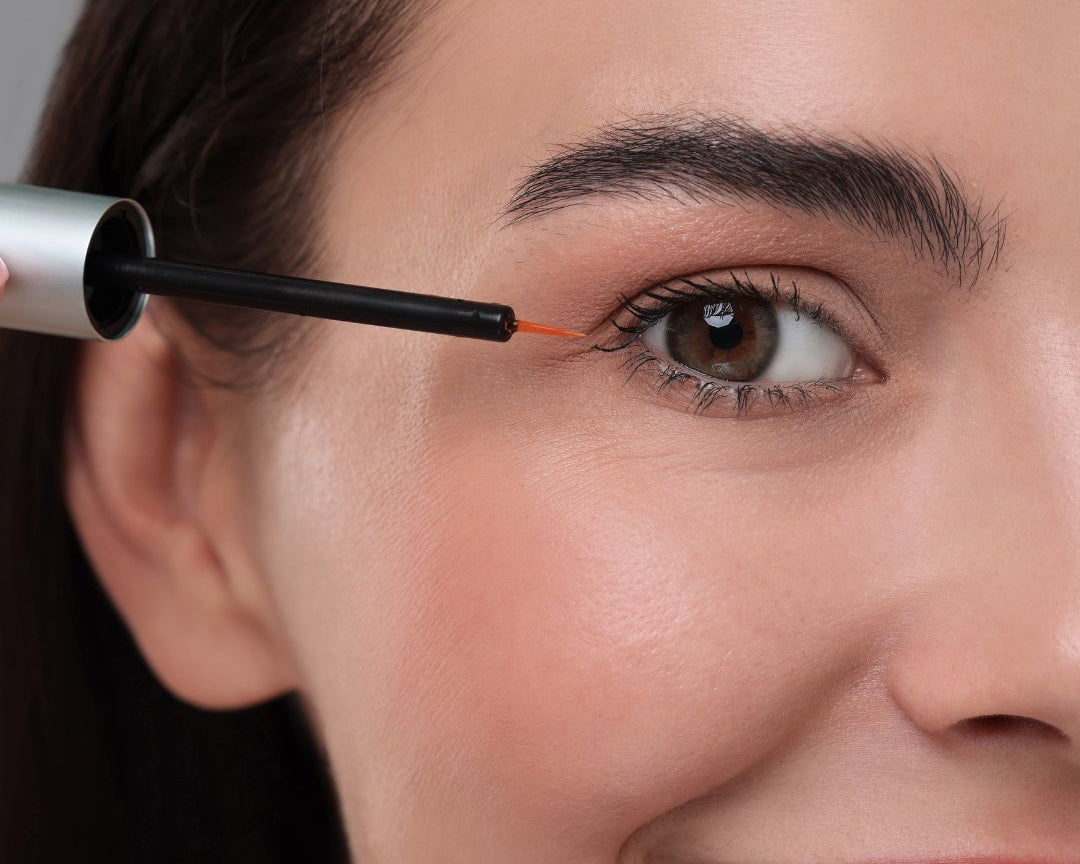 How to Apply Eyelash Serum