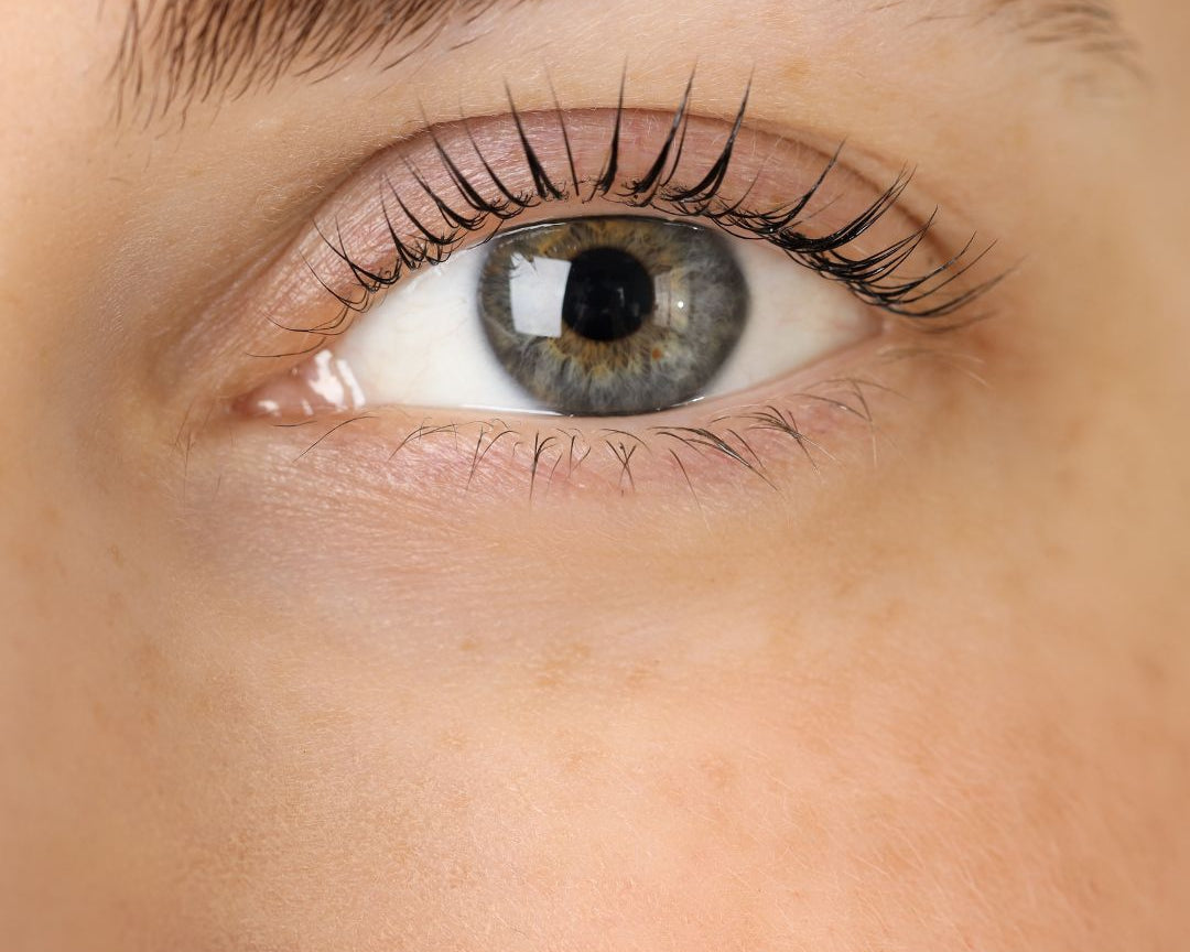 Real People, Real Results: Why Our Lash Serum Has 5-Star Reviews