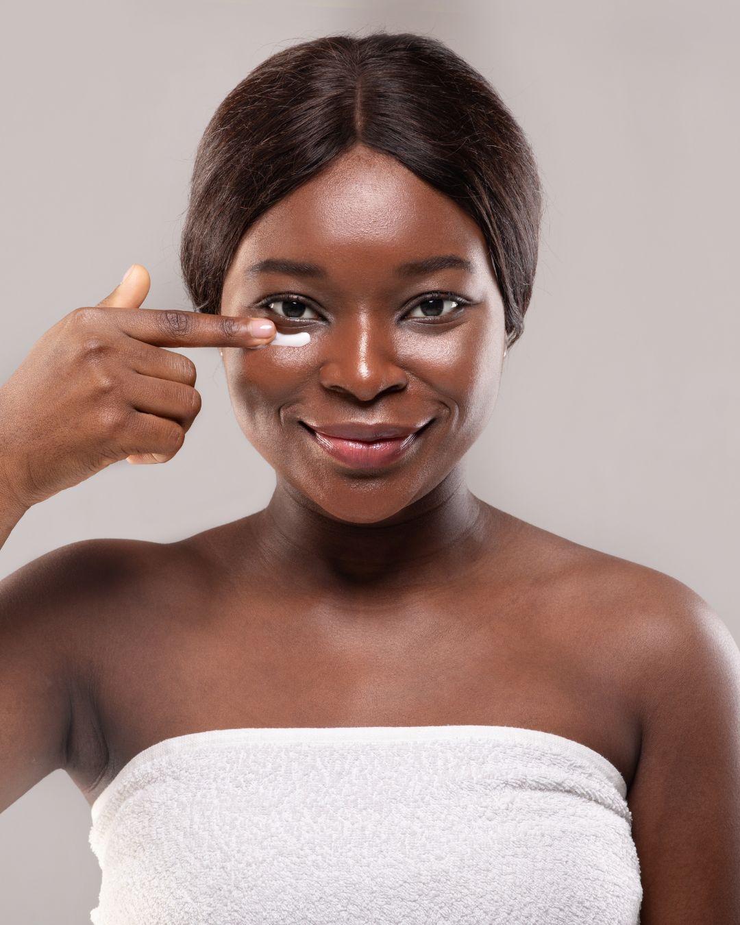 What does hyaluronic acid do for the skin?