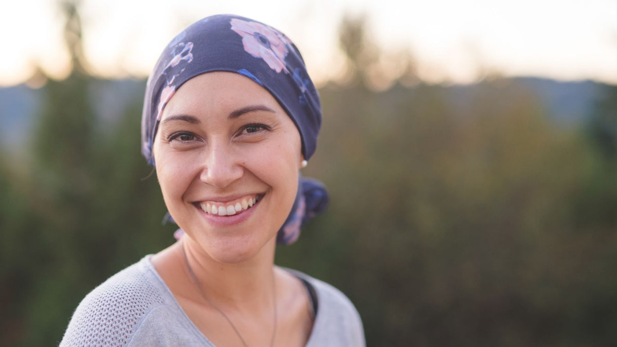How to Grow Your Eyelashes and Eyebrows After Chemotherapy