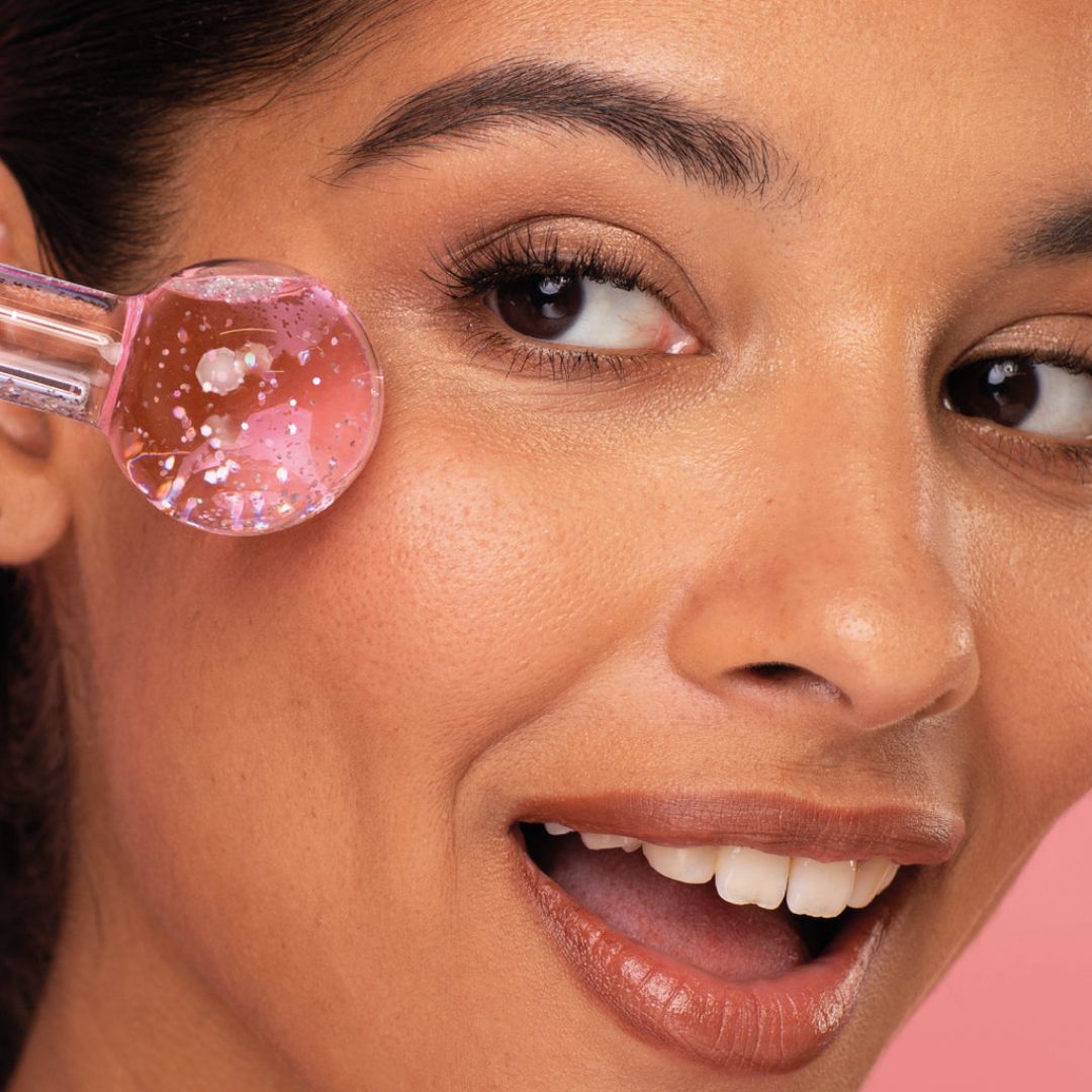 Cryotherapy_ice_globes_Reduce_under_eye_puffiness_and_redness.jpg