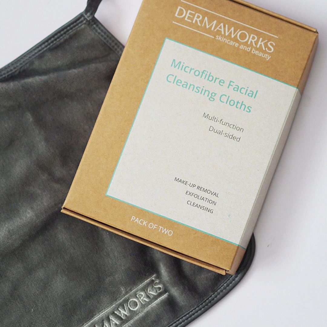 Dermaworks double-sided, dual-action flannel face cloths remove make up with water and deep clean your skin for a smooth complexion.