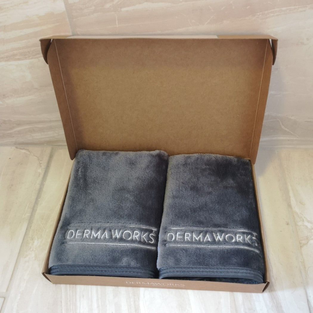 Dermaworks reusable microfibre flannel face cloth and make up remover. Deep cleansing and exfoliating.